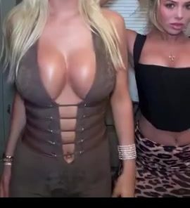 Lily Lang Leaked – Big Boobs with Friend