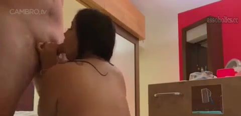 Graciebon Blowjob A Cock in Bathtub – OnlyFans Leaks